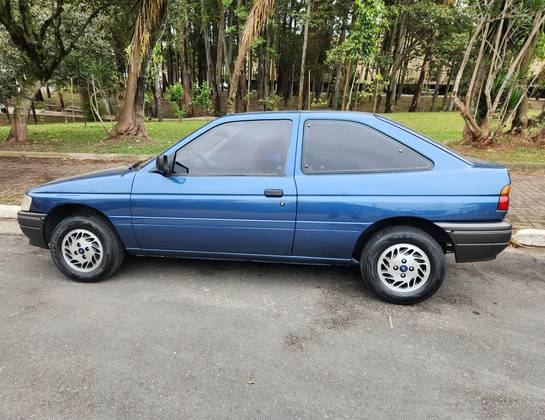 FORD ESCORT 1.6 I GL 8V GASOLINA 2P MANUAL
